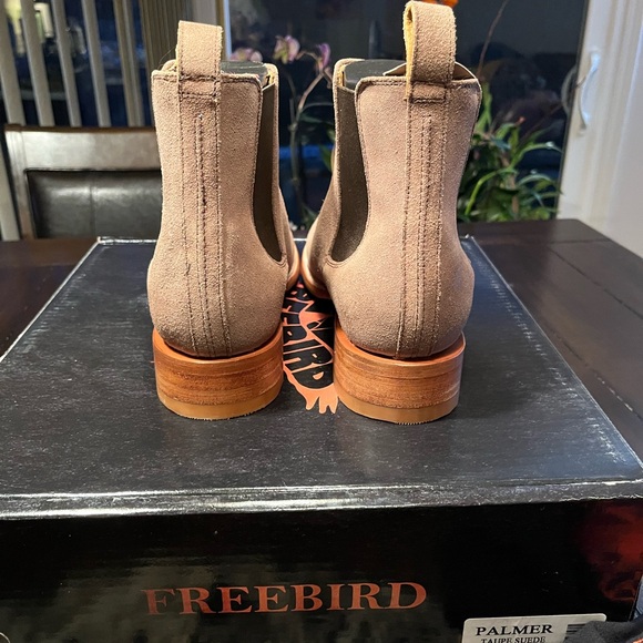 Freebird Men's Tan Chelsea Boots - Picture 2 of 7